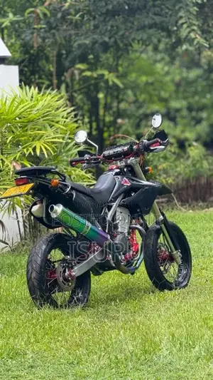 Kawasaki D Tracker 2015 Motorbike (Used)