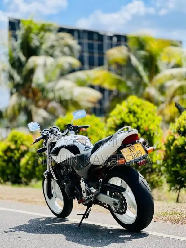 Honda Hornet 2012 Motorbike (Used)