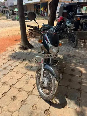 Bajaj CT-100 2013 Motorbike (Used)