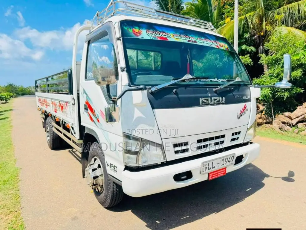 Isuzu ELF 2014 Lorry (Used)