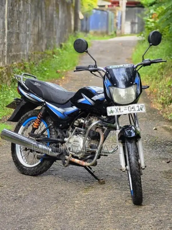 Bajaj CT-100 2012 Motorbike (Used)