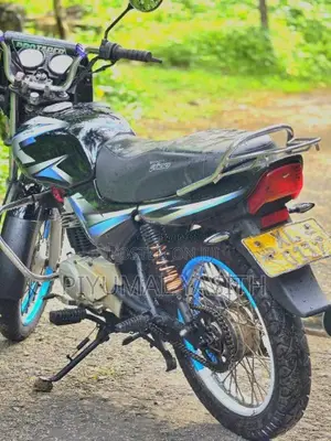 Bajaj CT-100 2012 Motorbike (Used)