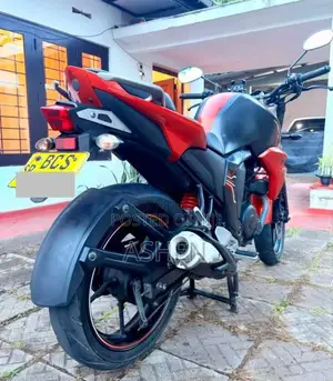 Yamaha FZ-S Version 2.0 2015 Motorbike (Used)