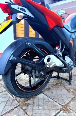 Yamaha FZ-S Version 2.0 2015 Motorbike (Used)