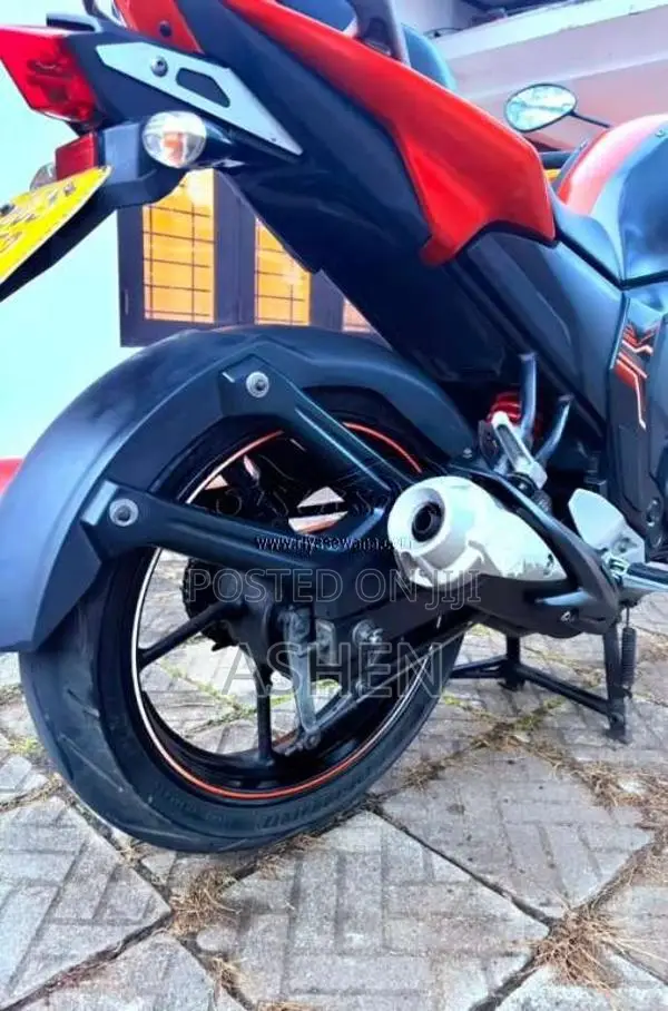Yamaha FZ-S Version 2.0 2015 Motorbike (Used)