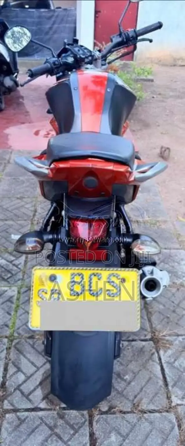 Yamaha FZ-S Version 2.0 2015 Motorbike (Used)
