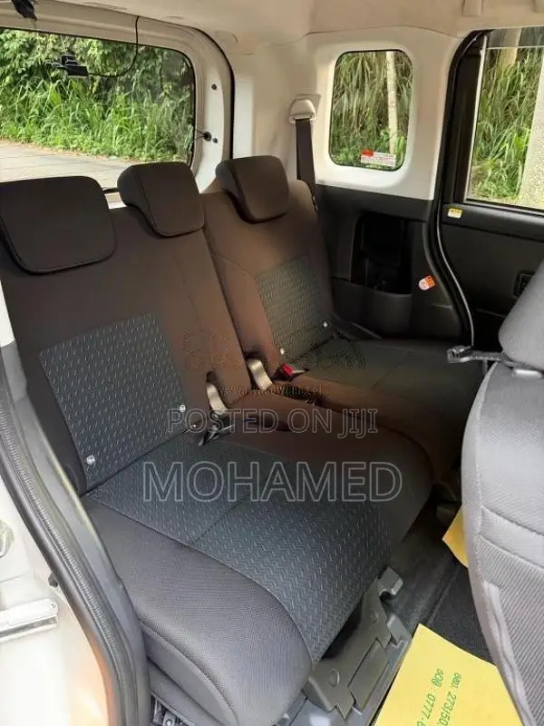 Toyota ROOMY CUSTOM G 2023 Car (Used)