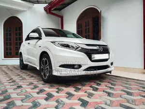 Honda Vezel 2016 SUV (Used)
