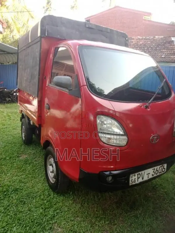 Tata Dimo Batti 2013 Lorry (Used)