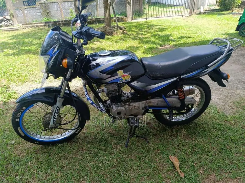 Bajaj CT-100 2005 Motorbike (Used)