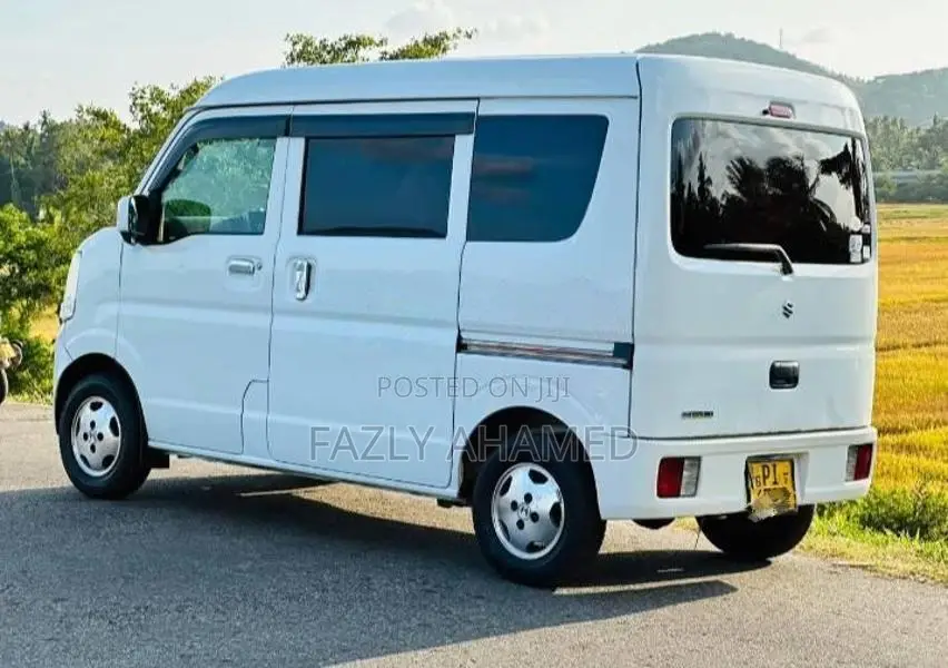 Suzuki DA17 2017 Van (Used)