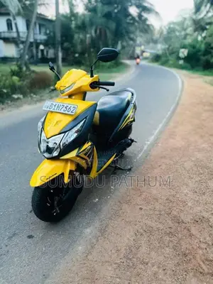 Honda Dio 2019 Motorbike (Used)