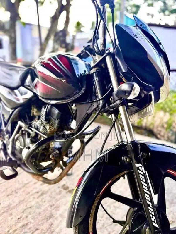 Bajaj Discover 100 2014 Motorbike (Used)