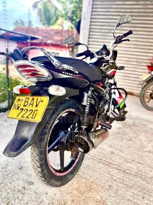 Bajaj Discover 100 2014 Motorbike (Used)