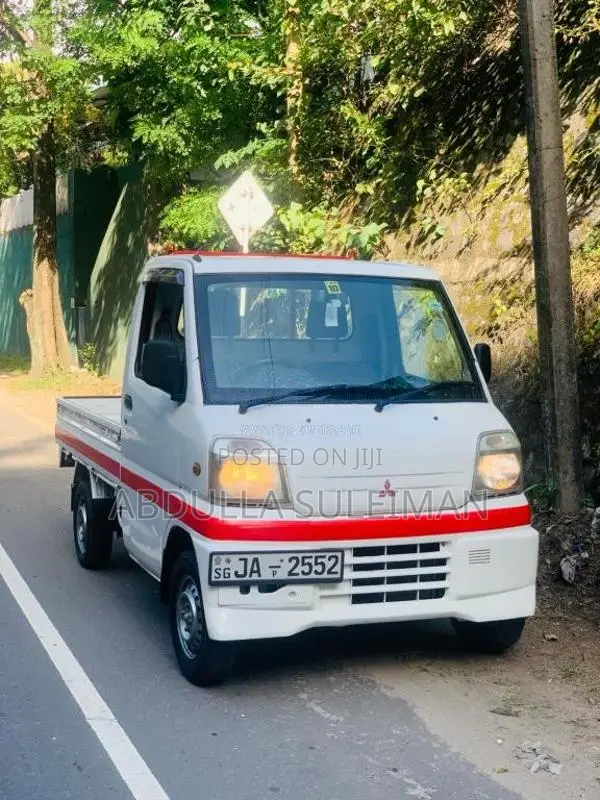 Mitsubishi MiniCab 2000 Lorry (Used)