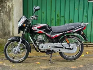 Bajaj CT100 2019