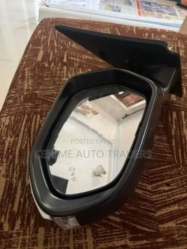 Toyota Yaris 210 Camera Mirror