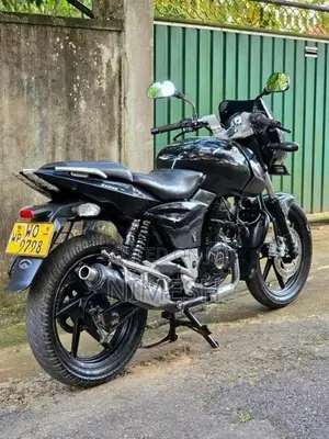 Bajaj Pulsar 180 2011