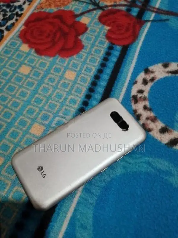 LG Q31 3gb/32gb (Used)