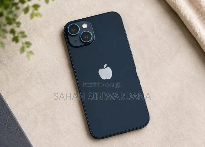 Apple iPhone 13 (Used)