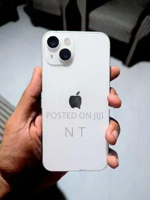 Apple iPhone 13 (Used)