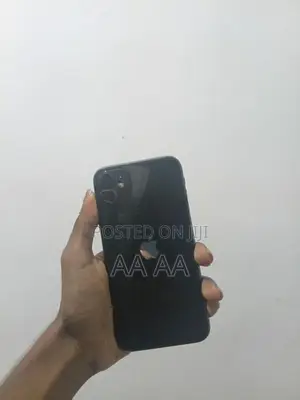 Apple iPhone 11 (Used)