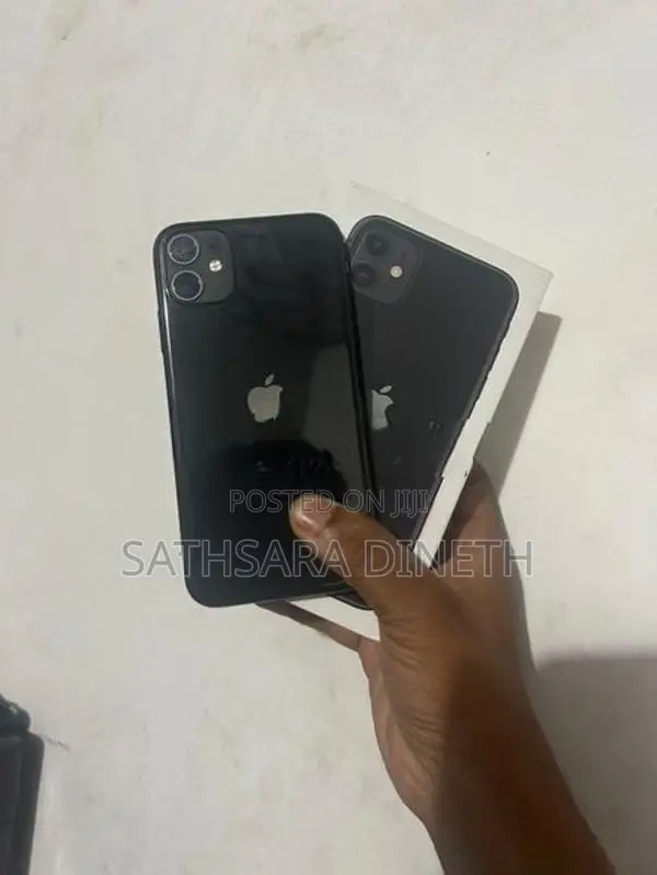 Apple iPhone 11 128GB (Used)
