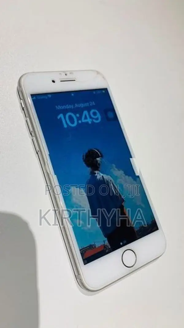 Apple iPhone 8 (Used)