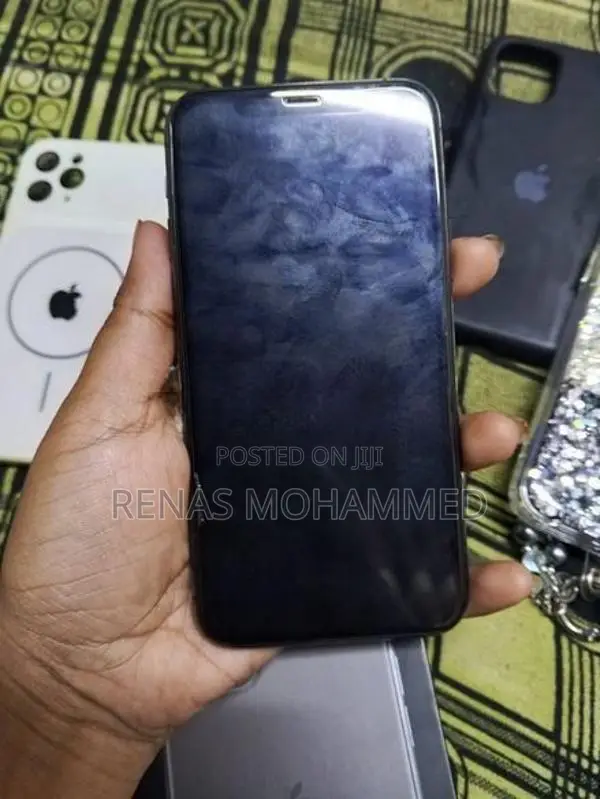 Apple iPhone 11 Pro (Used)