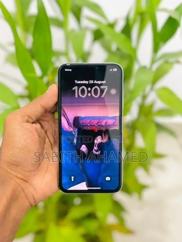 Apple iPhone XS (Used)