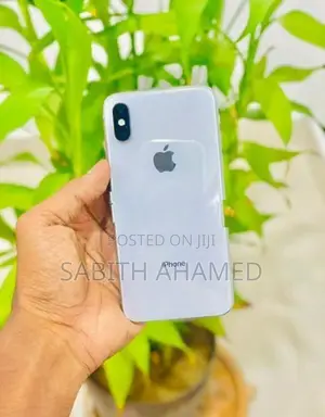 Apple iPhone XS (Used)