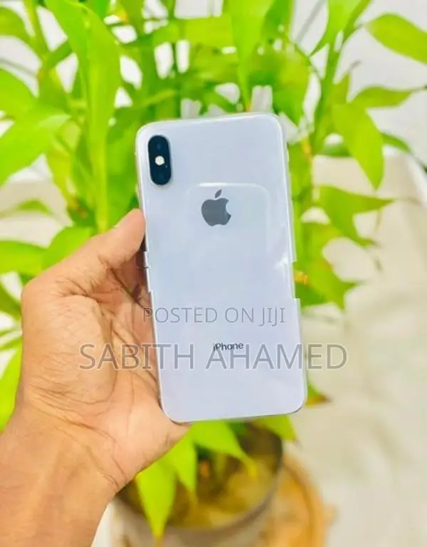 Apple iPhone XS (Used)