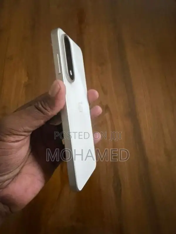 OnePlus Nord 5 (Used)