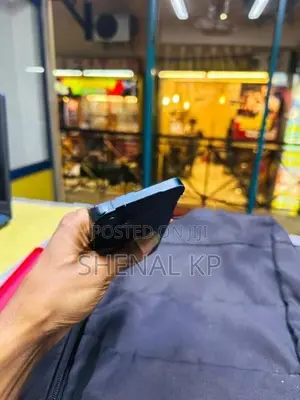 Apple iPhone 13 (Used)