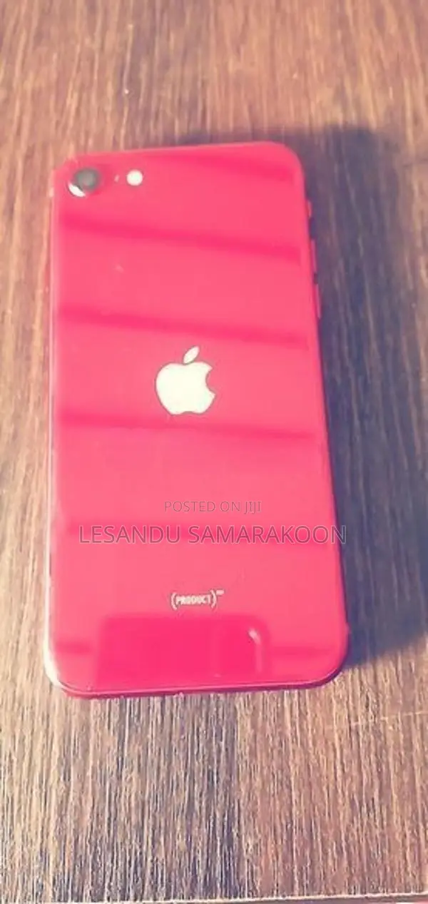 Apple iPhone SE 3 (Used)