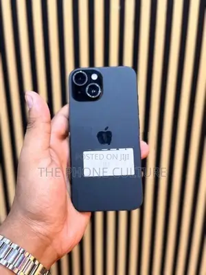 Apple iPhone 15 128GB (Used)