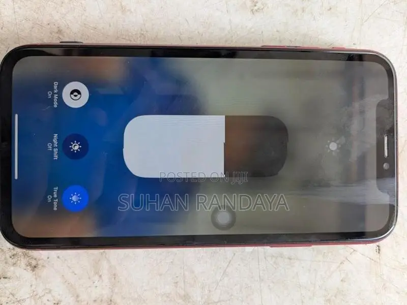 Apple iPhone XR (Used)