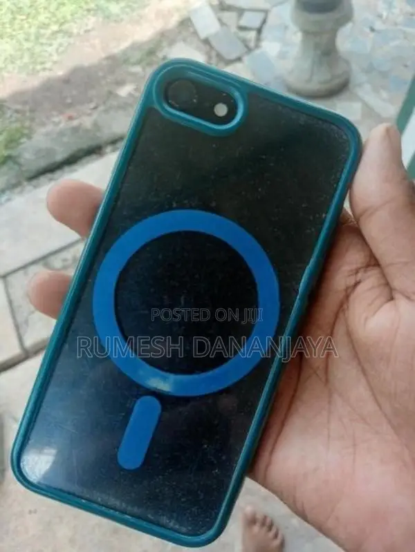 Apple iPhone 7 (Used)