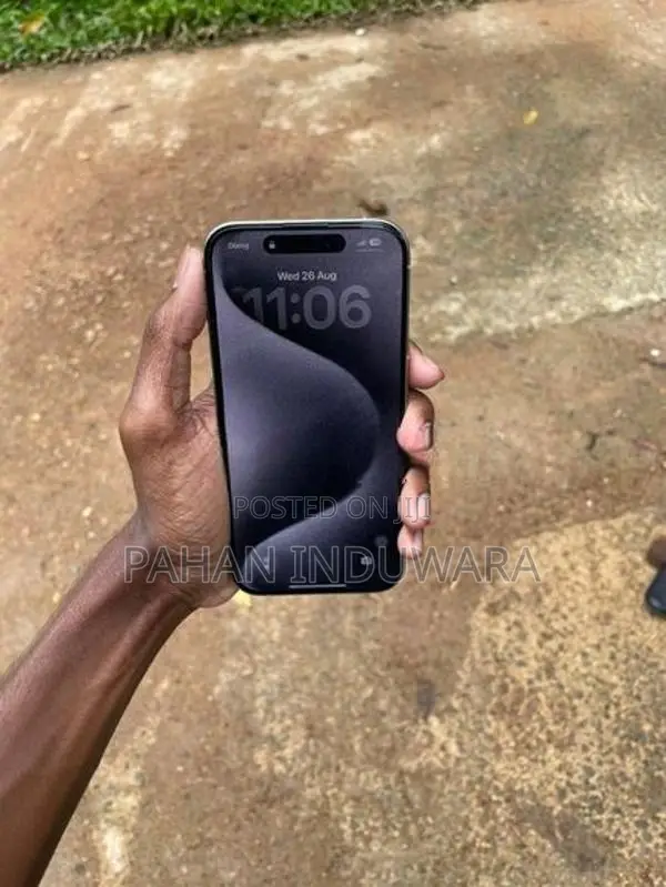 Apple iPhone 15 Pro (Used)