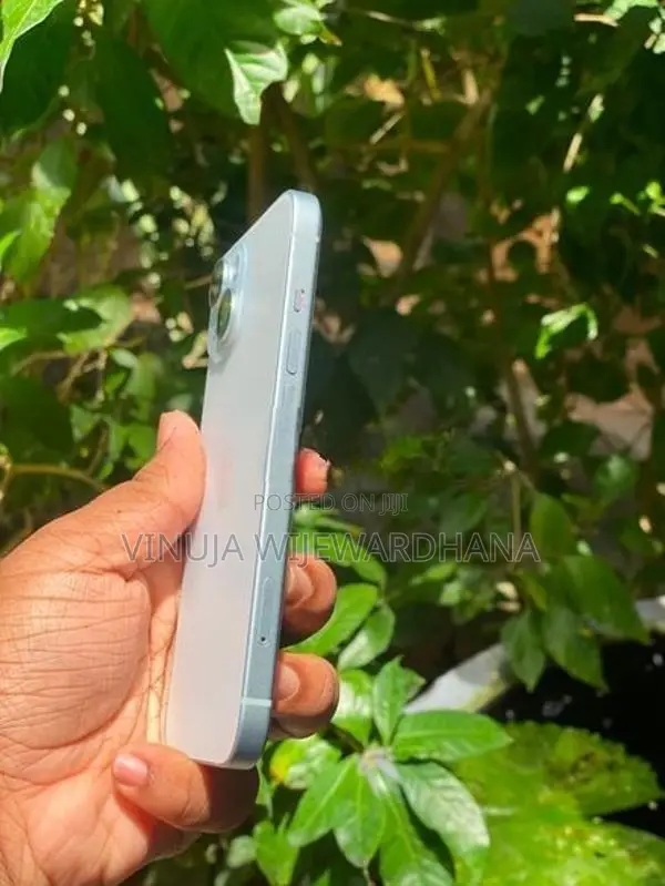 Apple iPhone 15 (Refurbished)