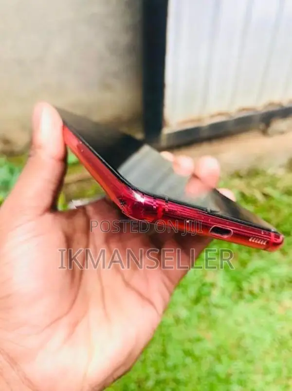 Samsung Galaxy S20FE 8/256 (Used)