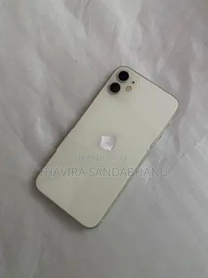 Apple iPhone 11 (Used)