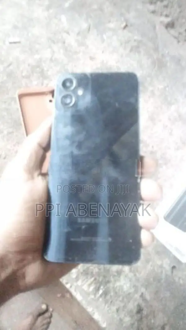Samsung Galaxy A05 4gb (Used)