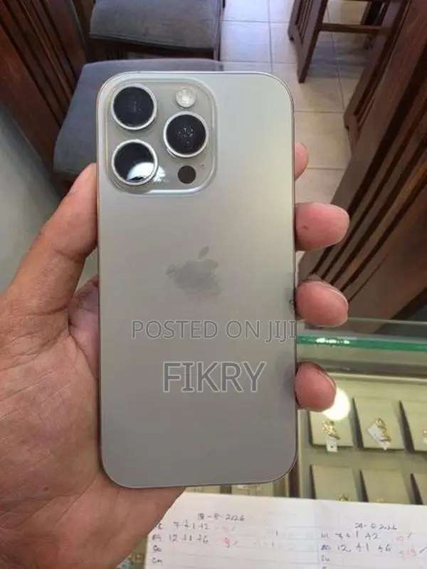 Apple iPhone 16 Pro (Used)