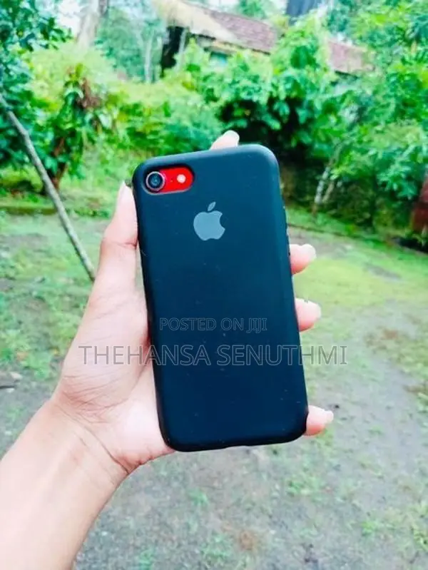 Apple iPhone 7 (Used)