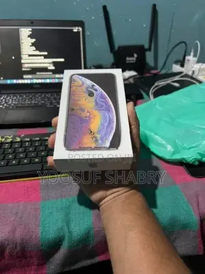 Apple iPhone XS 256GB (Used)
