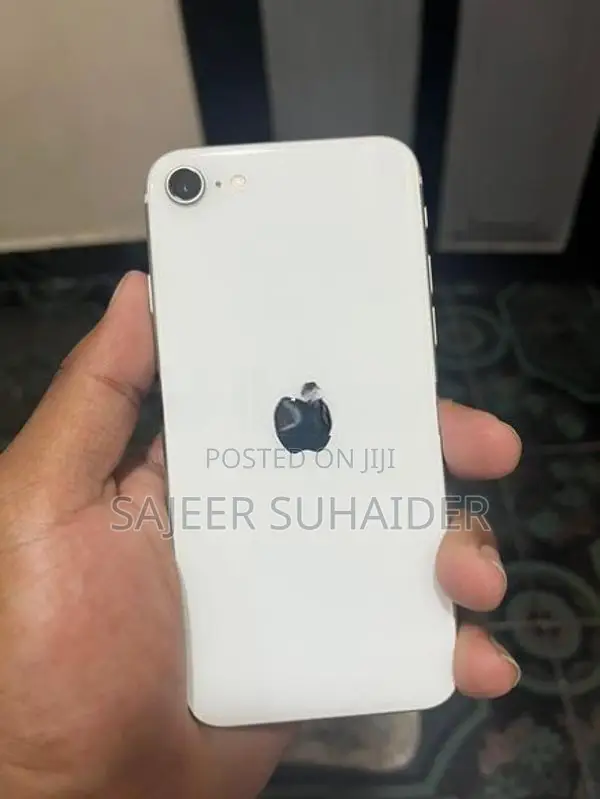 Apple iPhone SE 2 256GB (Used)