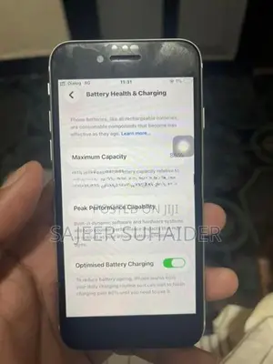 Apple iPhone SE 2 256GB (Used)