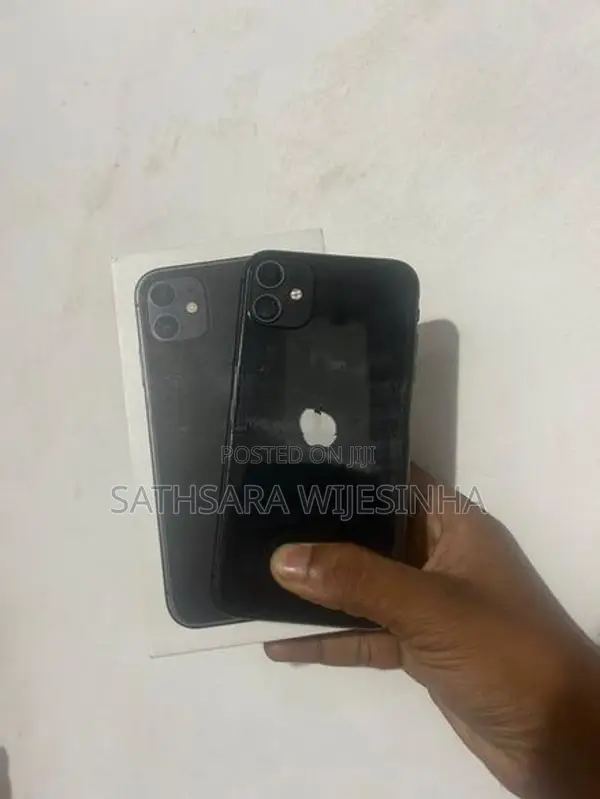 Apple iPhone 11 128GB (Used)