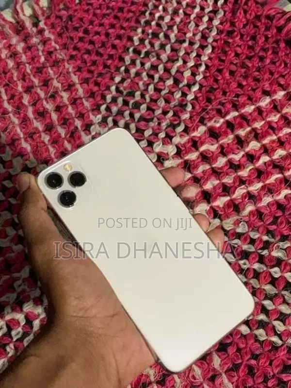 Apple iPhone 11 Pro Max (Used)